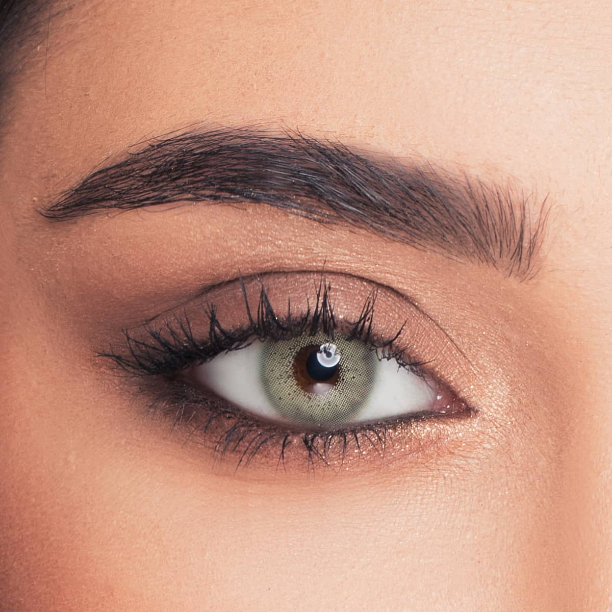 Luminous Contact Lens - Yearly