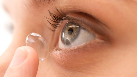 Buy Contact Lenses in UAE: Trusted Brands & Affordable Prices