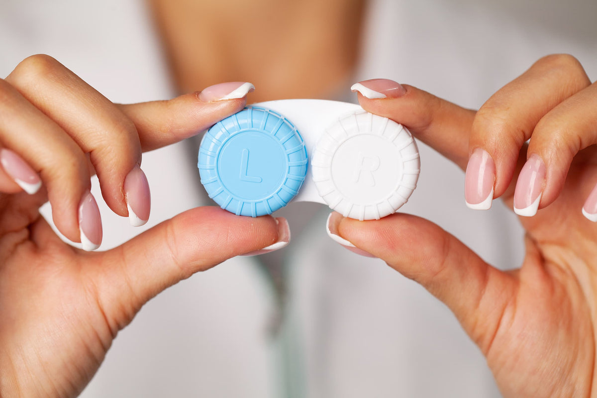 5 Things to Keep in Mind While Buying Contact Lenses & Solutions Onlin ...